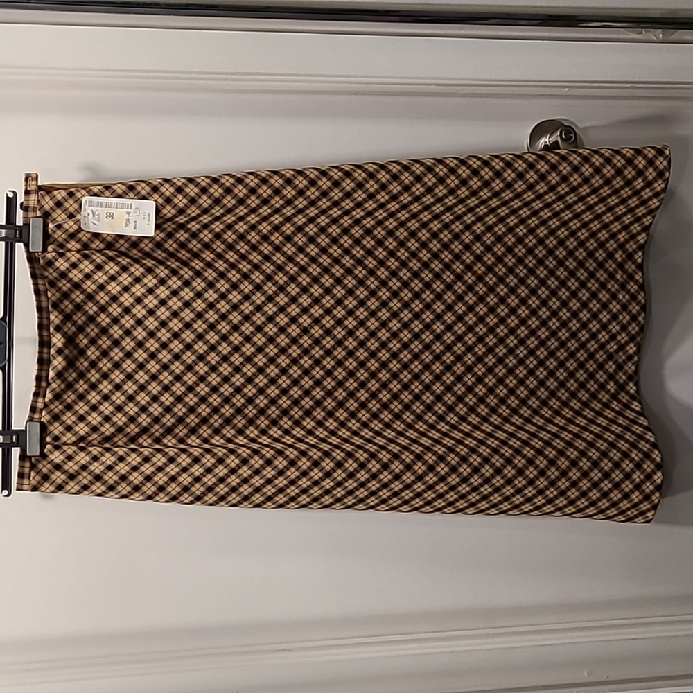 NWT s.38 Life Style plaid skirt